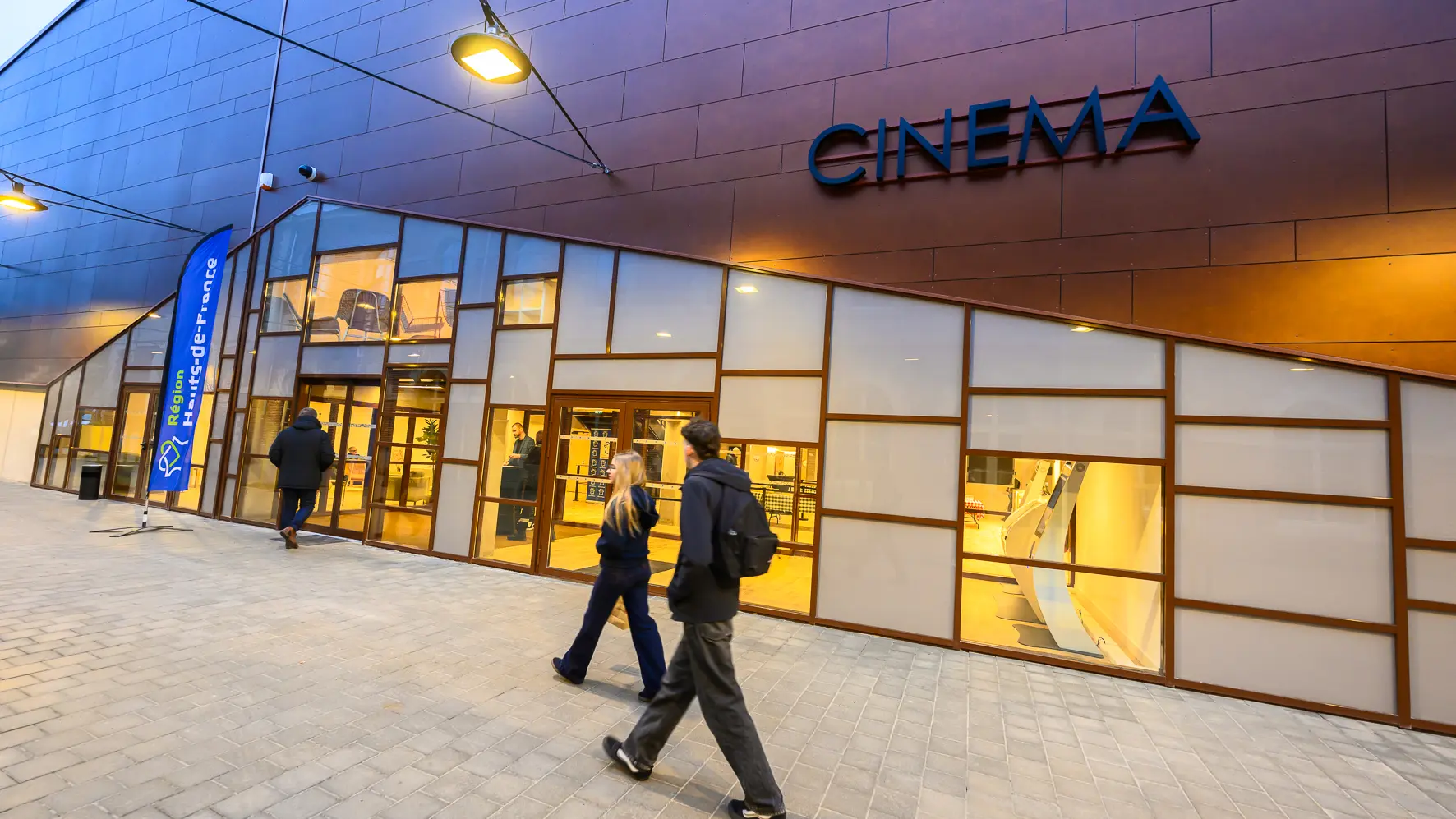 cinema-arsenal-valenciennes-facade-exterieure