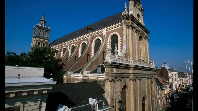 Eglise Saint-Etienne - Vue extérieure