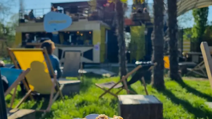 guinguette de la plage 2
