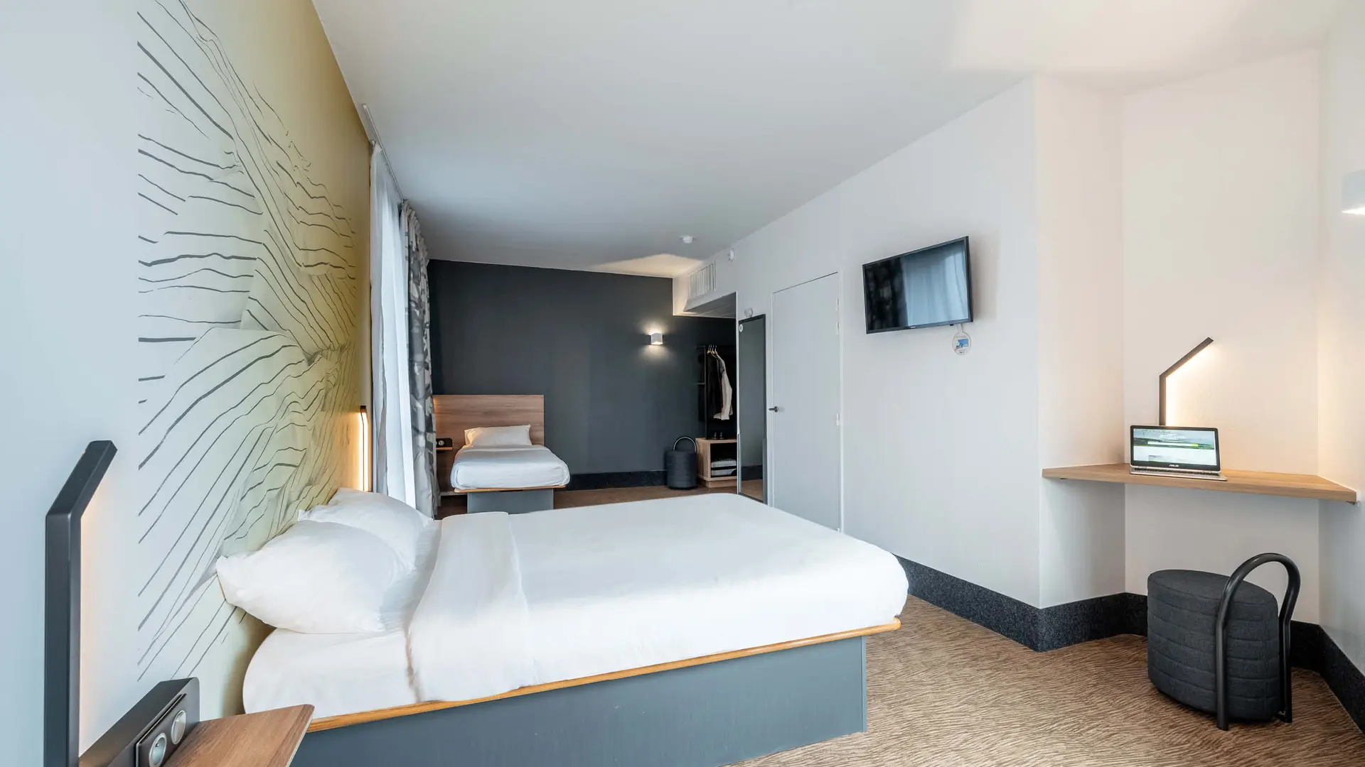 B&B LILLE GRAND STADE - Chambre PMR