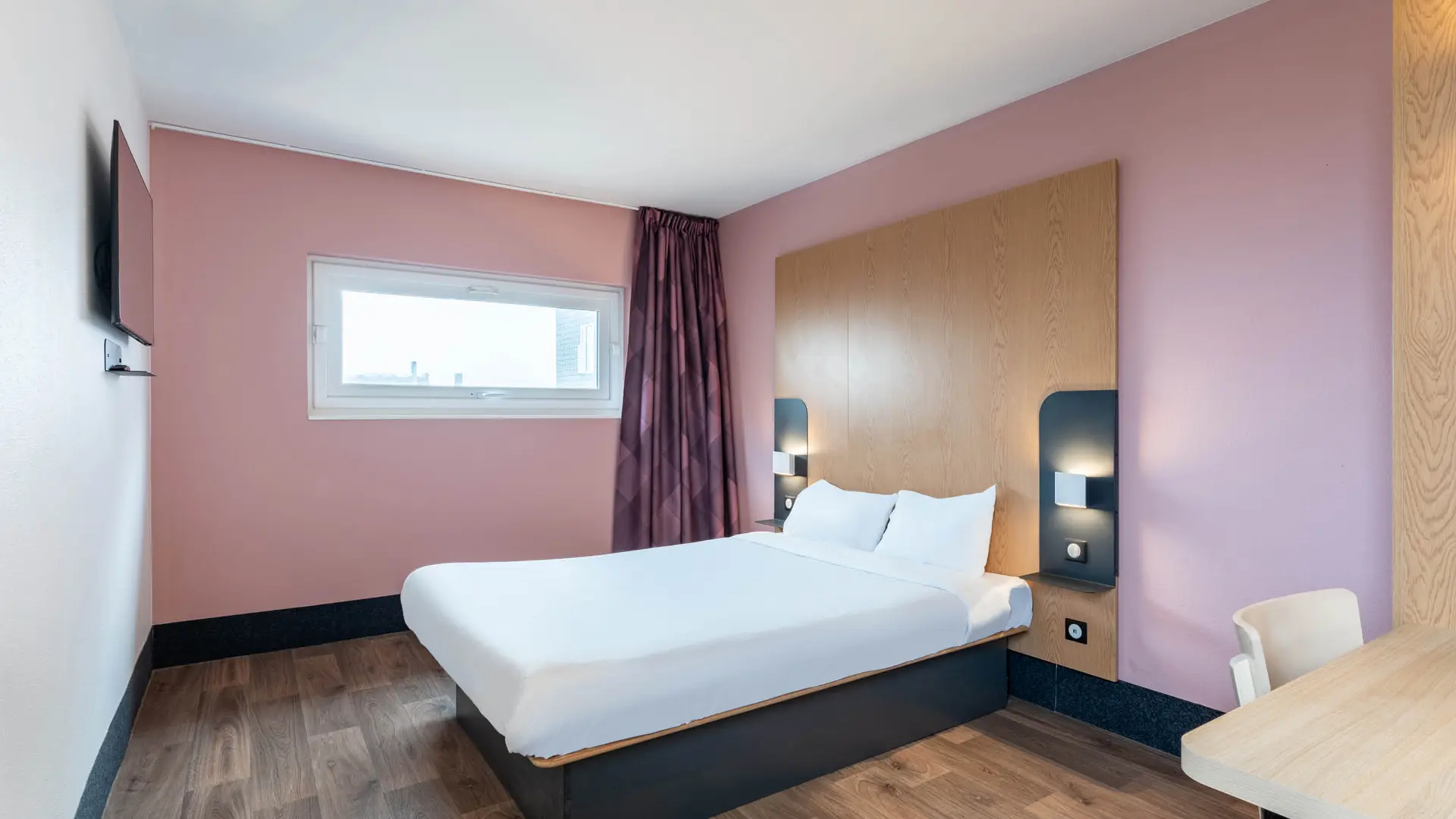 B&B HÔTEL LILLE ROUBAIX CAMPUS GARE - Chambre PMR