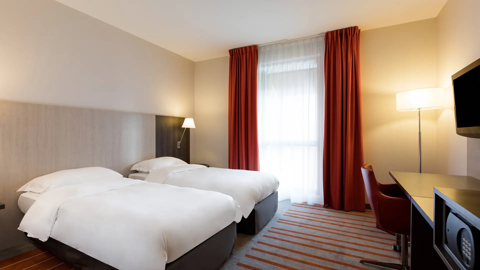 PARK INN BY RADISSON LILLE GRAND STADE - Chambre Standard Twin