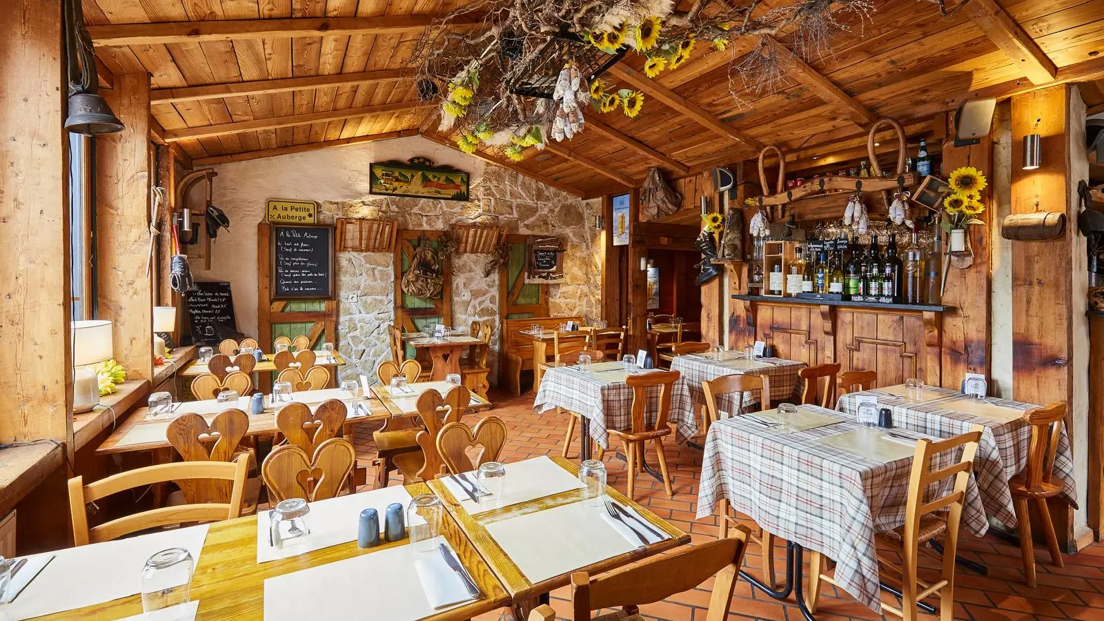 salle @ La Petite Auberge