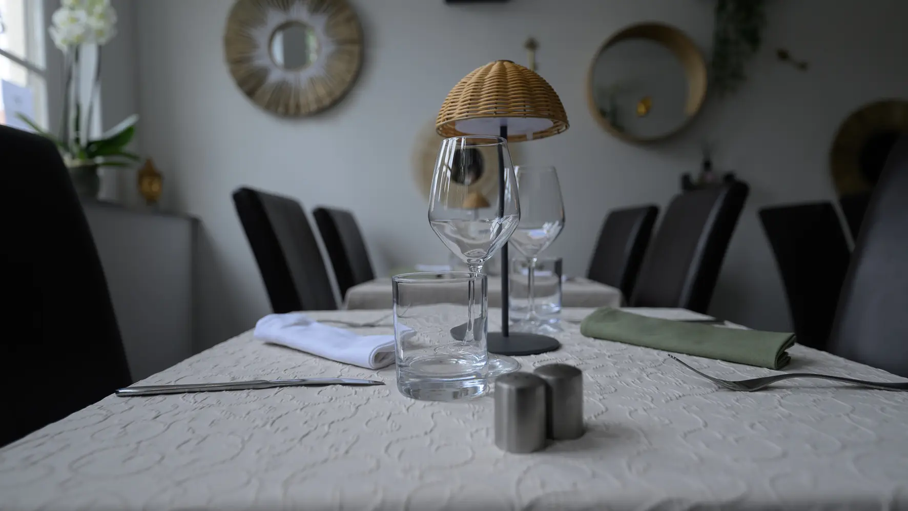 table-restaurant-salle-la-maison-valenciennes