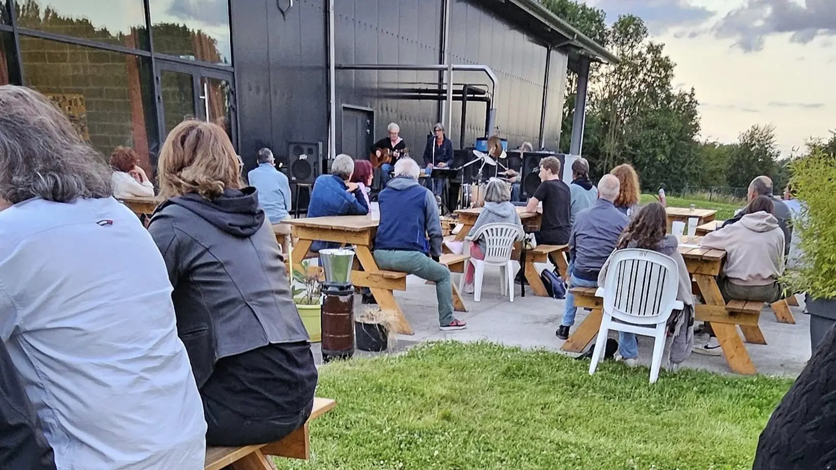 terrasse-brassrie-la-villette-saultain