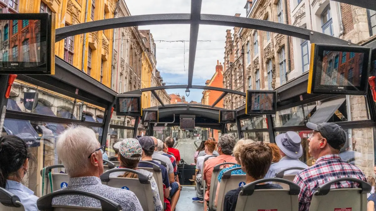 1920x1440_city-tour-dans-le-vieux-lille-Laurent Javoy