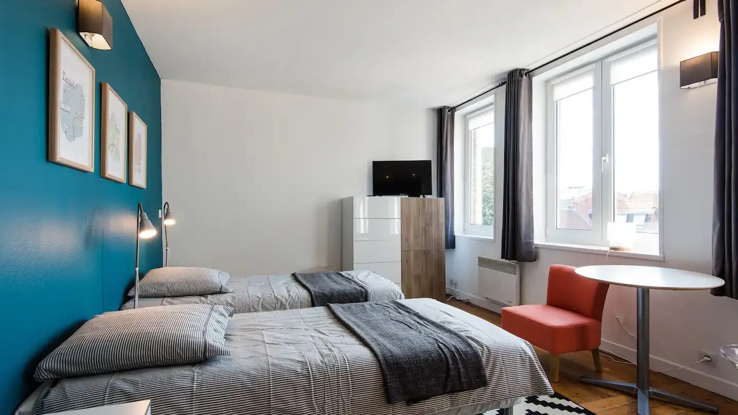 STUDIO ROUSSEAU - Chambre