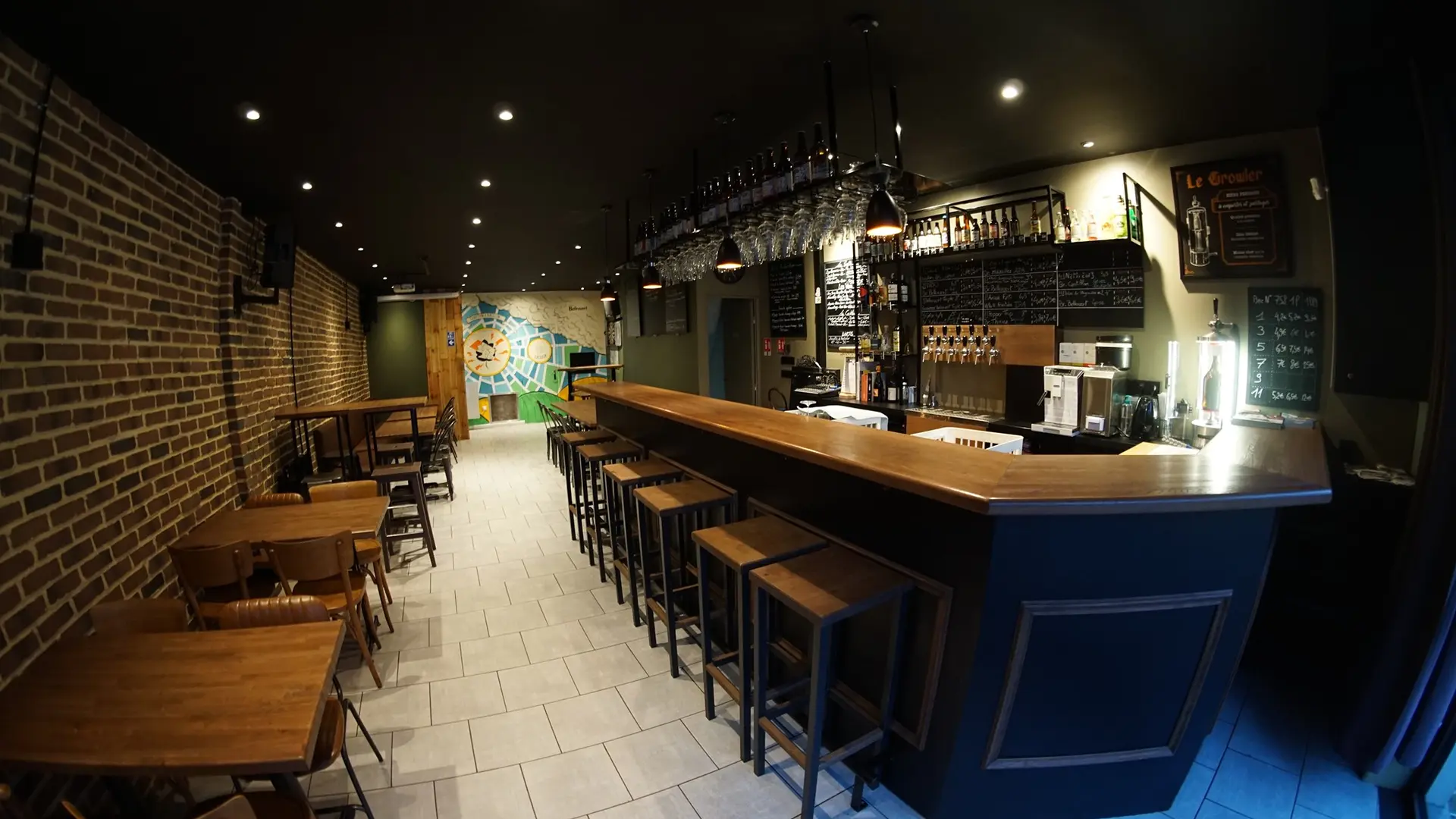 Vu d'ensemble du bar