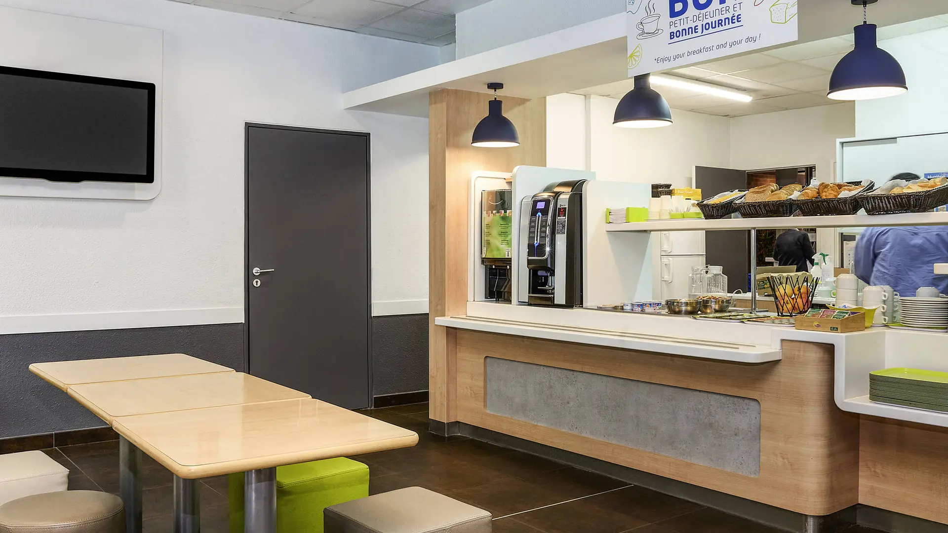 IBIS BUDGET LILLE CENTRE GARES VIEUX-LILLE - Salle petit-déjeuner