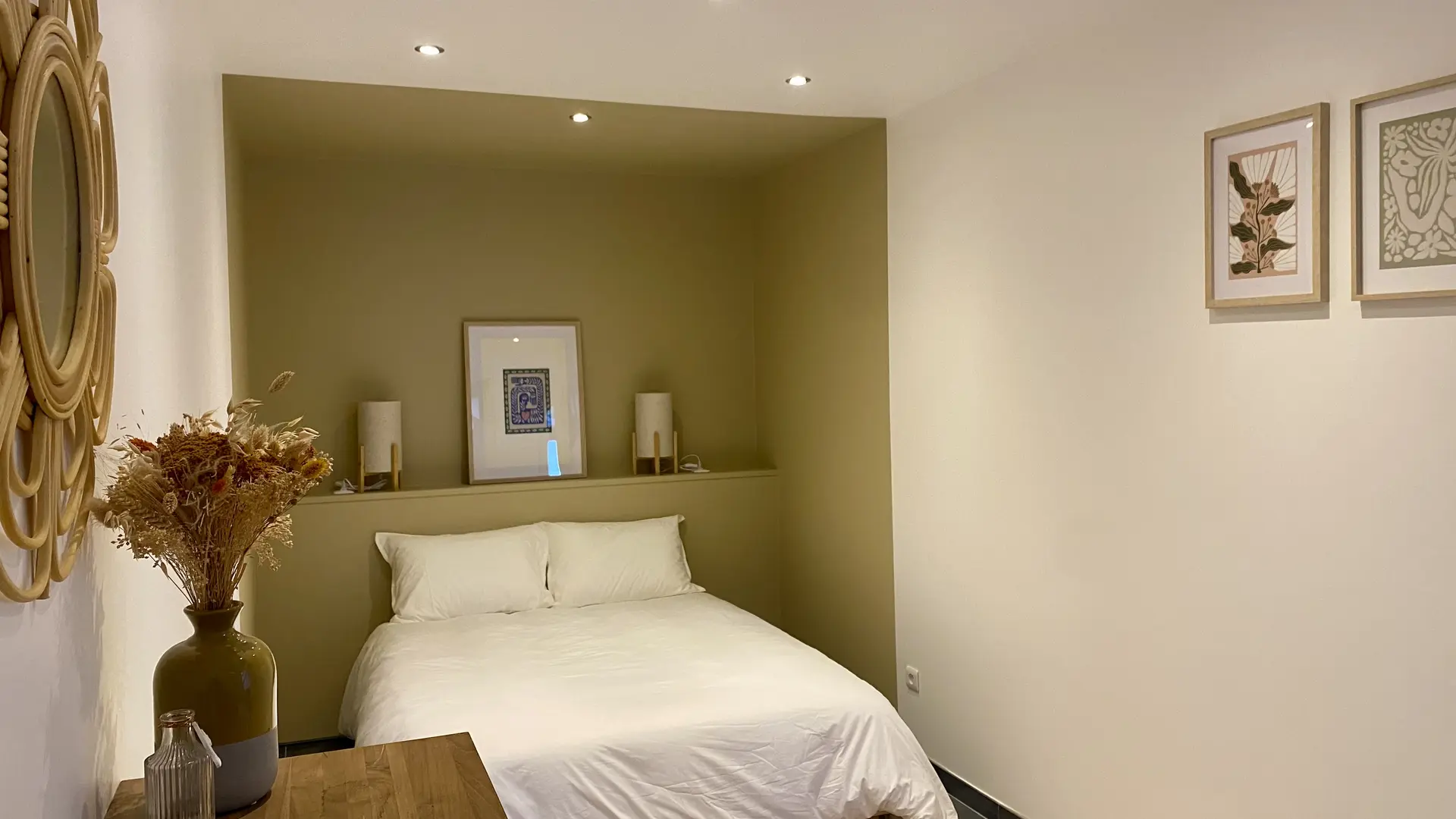 7802 Rent to Dey Services @ Aurdey Debavelaere