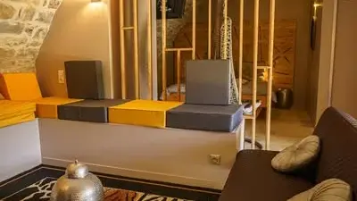 Coin nuit lit fabrication maison 180*200 avec luminothérapie.