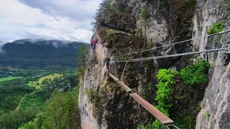 Roc et Canyon - Le Vallon des tyroliennes / Parcours Aventure