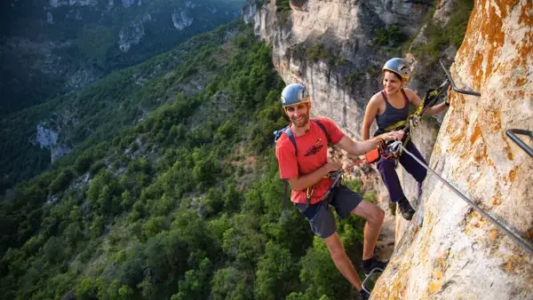 Via Ferrata encadrement location