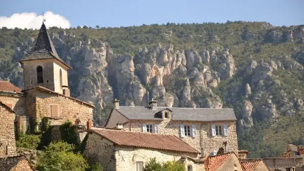 L'OUSTAL DE LA FONTAINE