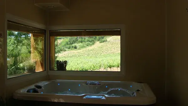 Jacuzzi - Espace bien-être avec massage près de Millau