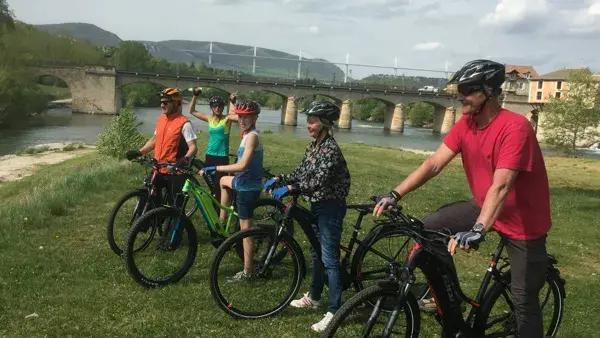 Flâner dans Millau en VTC