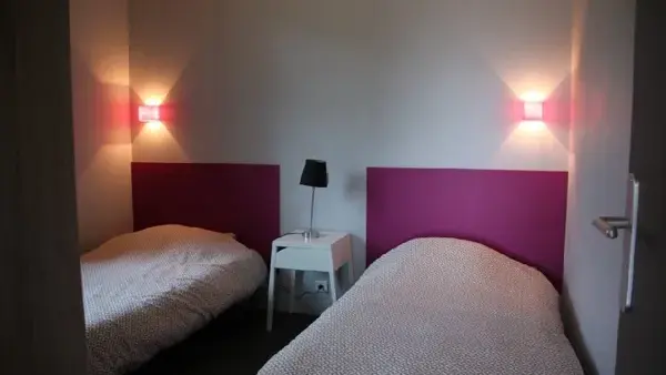 Chambre  GITE LA CERISE QUI RIT