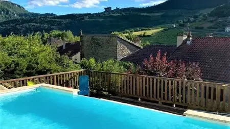 Panorama depuis la piscine à débordement