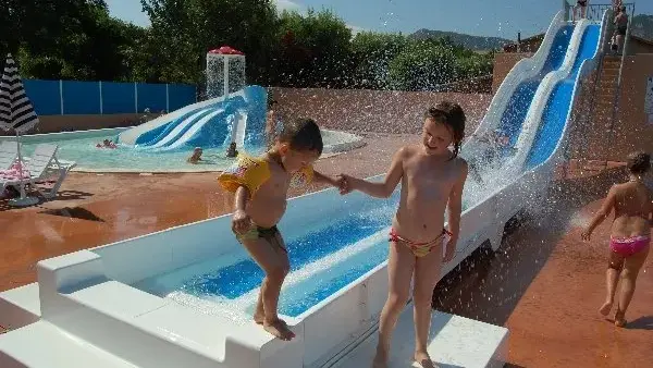 CAMPING DU VIADUC