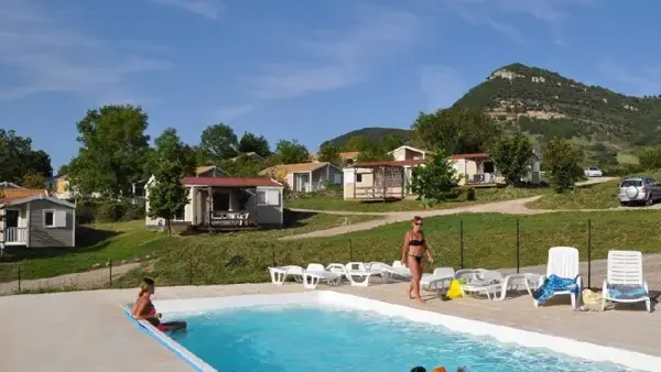 VAL ST GEORGES - piscine