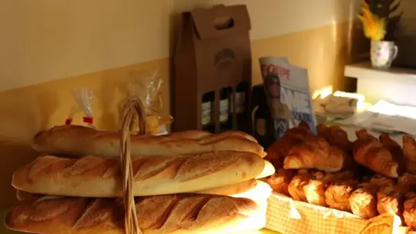 depot de pain et viennoisserie, boulagerie locale artisanale