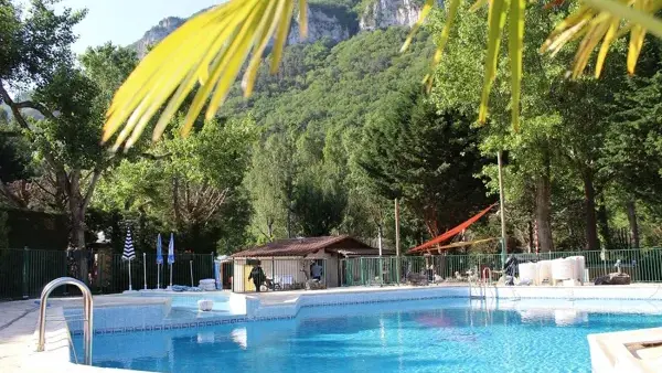 Camping Le Taranis piscine