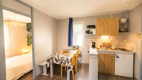 Cuisine Chalet du bastié 12 140 Entraygues sur Truyère