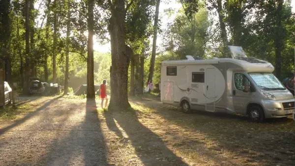 Espace Camping-cars Camping Brudy-Brudy Plage**