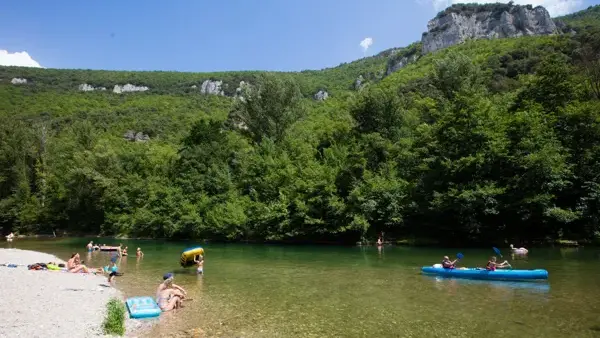 CAMPING LE PEYRELADE