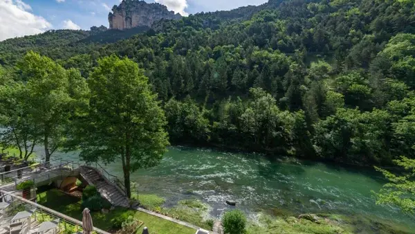 RIVIERE HOTEL DE LA MUSE ET DU ROZIER