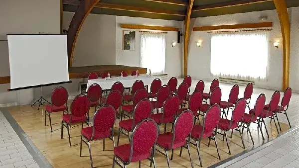 Hôtel et Restaurant La Route d'Argent - Grande Salle Polyvalente séminaire de 15 à 40 personnes