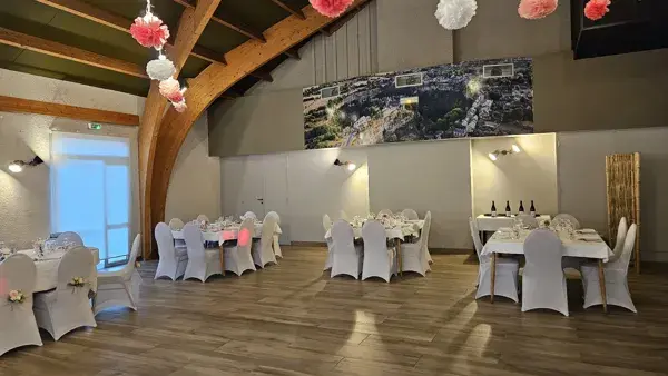 Restaurant La Route d'Argent Grande Salle Polyvalente de 25 à 120 personnes