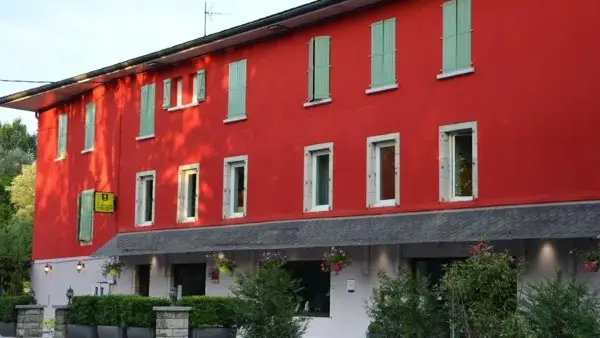 HOTEL AUX BERGES DE L'AVEYRON