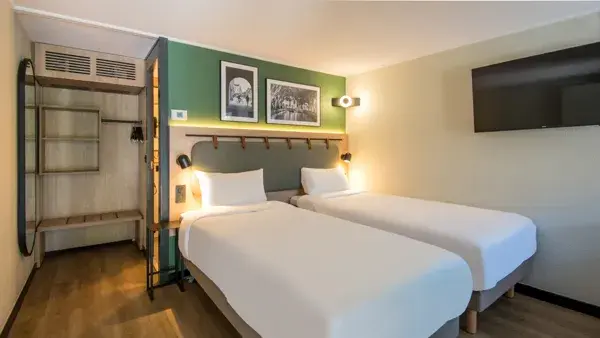 Chambre deux lits séparés