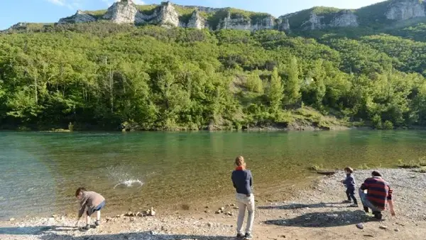 Gite Emeraude Design Nature gite gorges du tarn plage