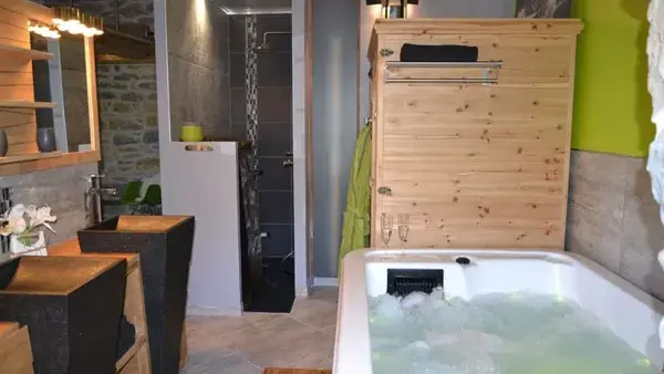 Gite Loft Cocoon sauna spa jacuzzi privatif