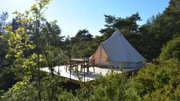 ECO-CAMPING DU LARZAC, tente nomade