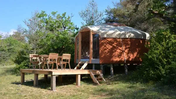 ECOCAMPING DU LARZAC, Yourte