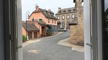 vue depuis la chambre, côté village