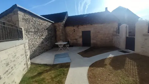 Cour et jardin - La Maison du Campanier