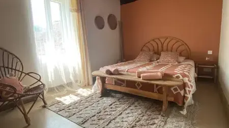 CHAMBRE 1 ER ETAGE LIT 160