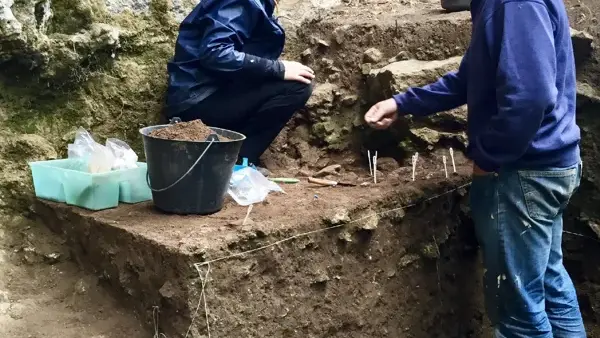 Fouille du site préhistorique de Roquemissou