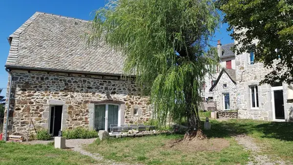 Gite La Belle Ecole (L'escola polida)