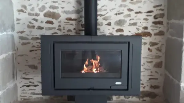 Gite La Belle Ecole (L'escola polida)