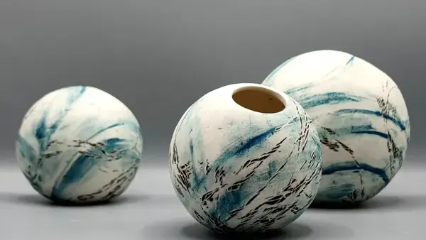 Série de sphères en porcelaine