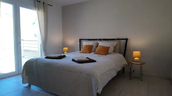 chambre cardabelle lit 1.60m