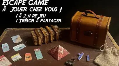 Le secret du Pharaon

Mettez-vous dans la peau d'un aventurier ! Vous êtes en possession de la valise d'Émile Adiou, célèbre explorateur aveyronnais. À l'intérieur, le fruit de ses recherches lors de son expédition en Égypte en 1934. Explorez ses découvertes, déchiffrez les énigmes et percez le mystère qui se cache derrière Le Secret du Pharaon.

Pour qui ?
Ce jeu est conçu pour tout public.
À partager à domicile.
Que vous soyez en famille, entre amis ou entre collègues, Le Secret du Pharaon est l'activité idéale pour partager un moment unique et stimulant. Prévoyez entre 1h et 2h de jeu pour découvrir le secret et partager le trésor du Pharaon.
Profitez d'une aventure palpitante remplie de mystères, de défis et d'énigmes, directement chez vous.
Une expérience unique et immersive qui vous transportera au cœur de l'Égypte ancienne.