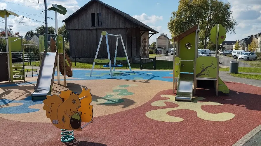 Aire de jeux et pique nique - Malansac - près de la