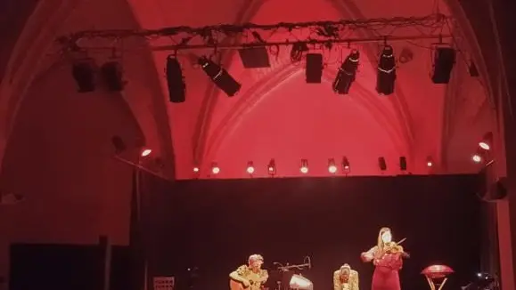 AmoRosa Trio