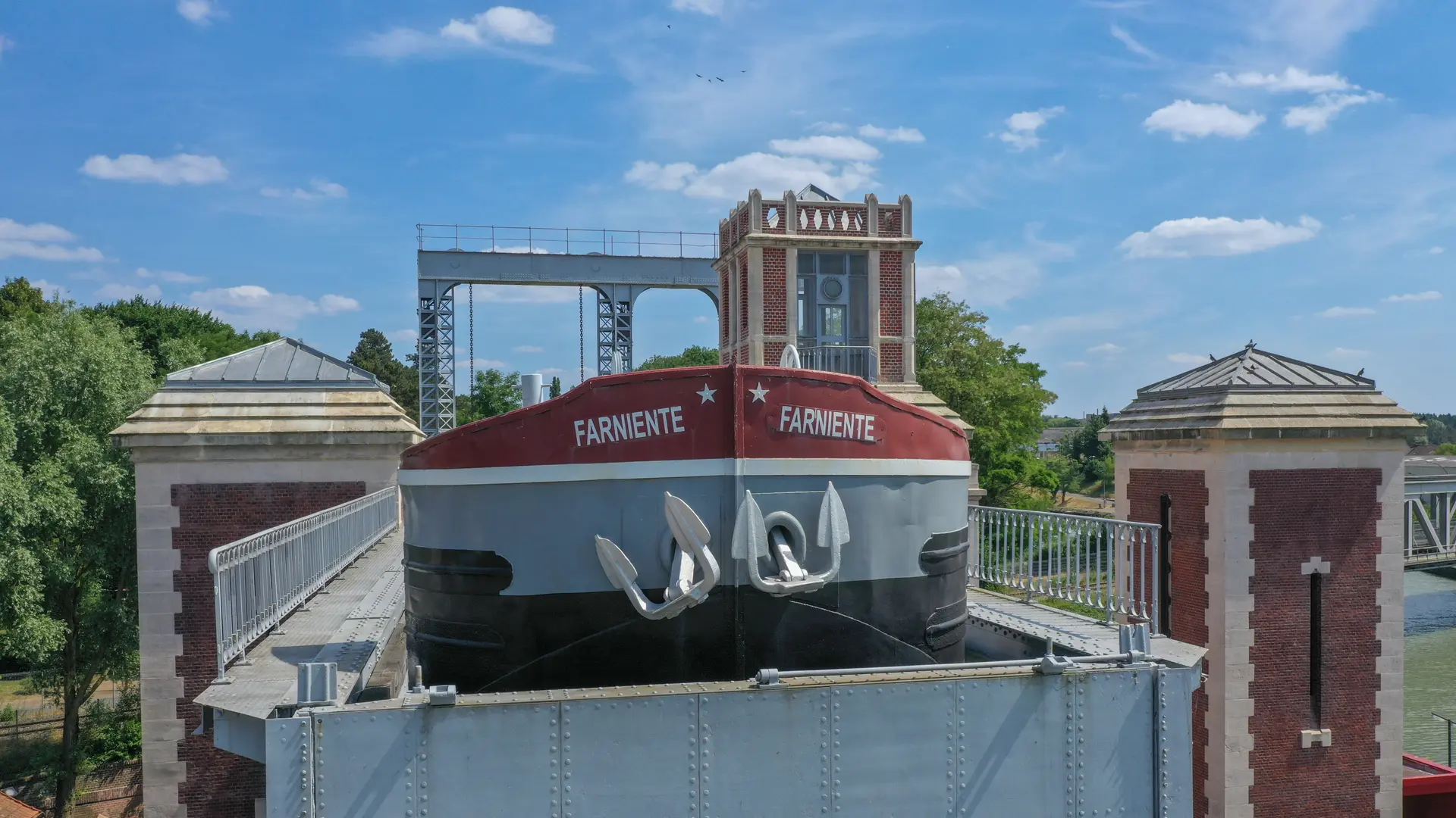 Ascenseur à Bateaux des Fontinettes - Arques